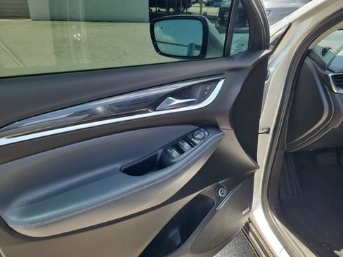 Used 2021 Buick Enclave Essence w/ Sound and Sites Package FWD image 24