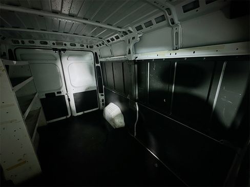 Used 2021 RAM ProMaster 2500 image 14