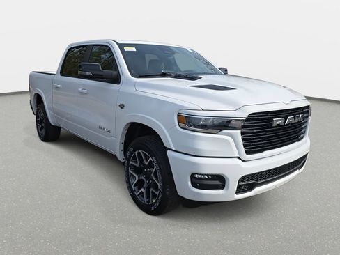 New 2026 RAM 1500 Laramie AWD/4WD image 3