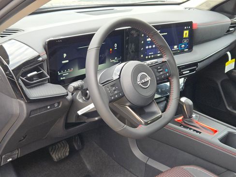 New 2026 Nissan Kicks SR image 10