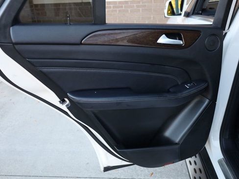 Used 2014 Mercedes-Benz ML 350 4MATIC image 24