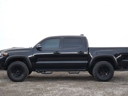 Used 2021 Toyota Tacoma TRD Pro AWD/4WD image 9