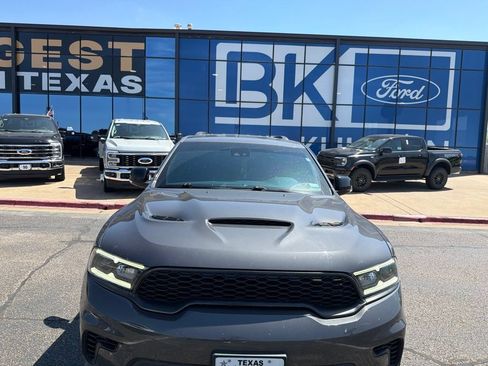 Used 2024 Dodge Durango GT RWD image 8