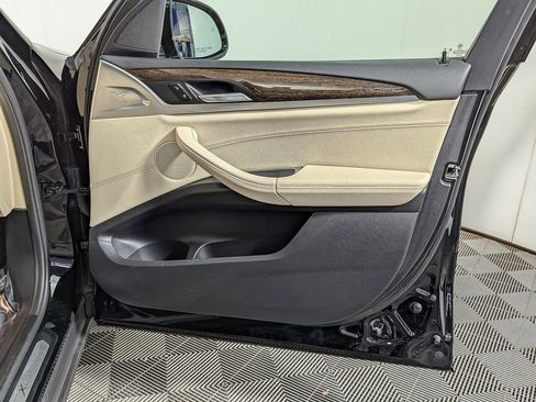 Used 2021 BMW X3 xDrive30i w/ Premium Package image 27