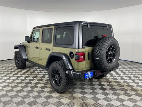 Certified 2025 Jeep Wrangler Willys image 21