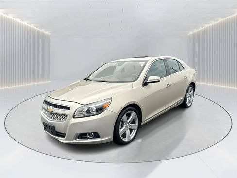 Used 2013 Chevrolet Malibu LTZ FWD image 1