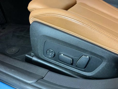 Certified 2025 BMW 330i Sedan w/ Premium Package RWD image 20