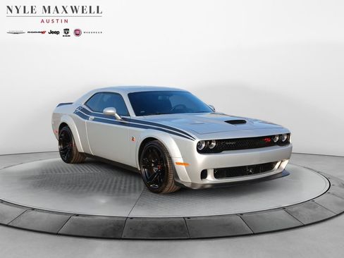 Used 2023 Dodge Challenger R/T Scat Pack RWD image 2