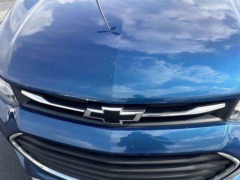 Certified 2020 Chevrolet Trax LT w/ LT Convenience Package FWD image 28