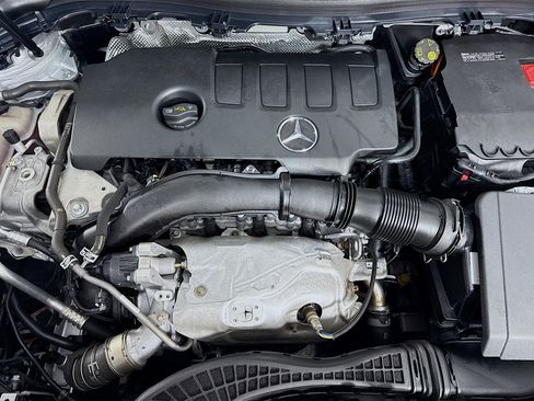 Used 2021 Mercedes-Benz GLA 250 image 39