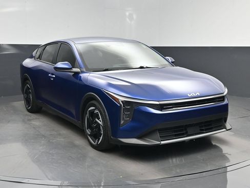 Certified 2025 Kia K4 EX FWD image 8