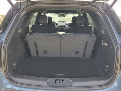 Used 2026 Ford Explorer ST-Line w/ ST-Line Street Pack RWD image 13