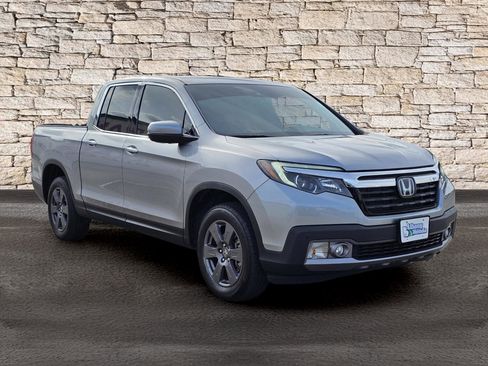 Used 2020 Honda Ridgeline RTL-E image 3