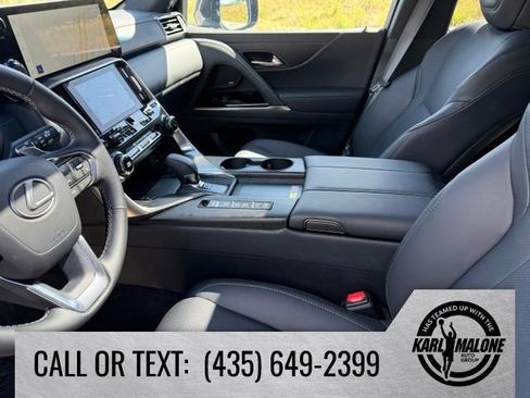 Used 2026 Lexus LX 700h Overtrail AWD/4WD image 25