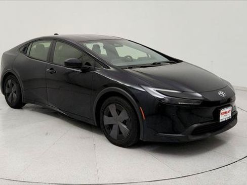 Certified 2024 Toyota Prius LE FWD image 1