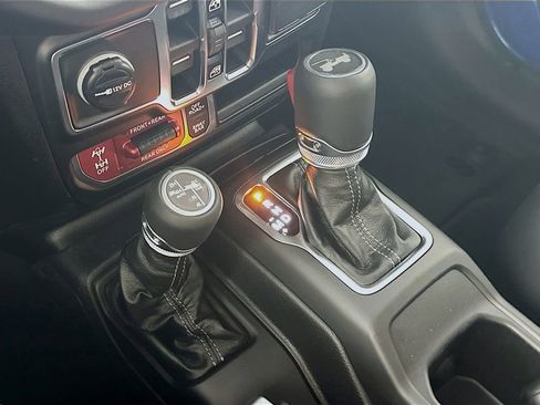 New 2026 Jeep Wrangler Unlimited Rubicon image 12