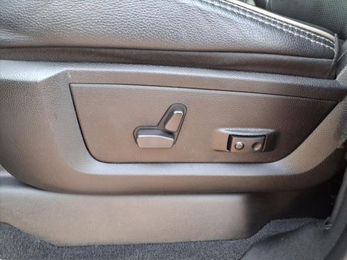 Used 2023 RAM 2500 Limited image 24