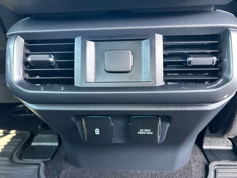 Certified 2022 Ford F150 Lariat AWD/4WD image 21