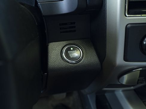 Used 2020 Ford F150 Lariat AWD/4WD image 25