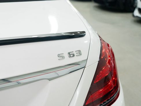 Used 2018 Mercedes-Benz S 63 AMG 4MATIC Sedan image 10