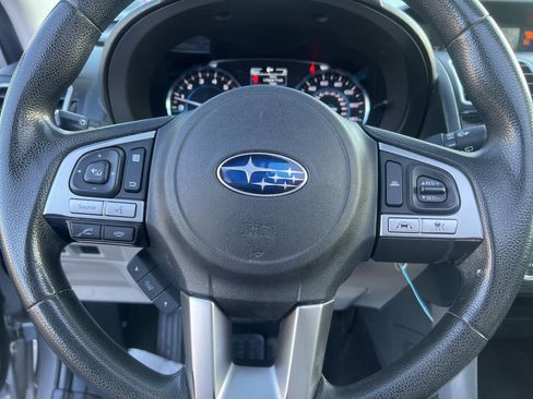 Used 2017 Subaru Forester 2.5i Premium image 24