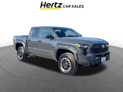 Used 2025 Toyota Tacoma TRD Off-Road image 1