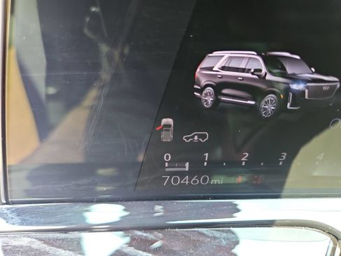 Used 2021 Cadillac Escalade Sport w/ Driver Assist Tech Package AWD/4WD image 17