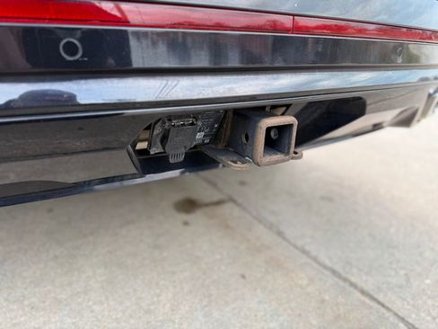 Used 2021 Volkswagen Atlas SEL Premium image 18