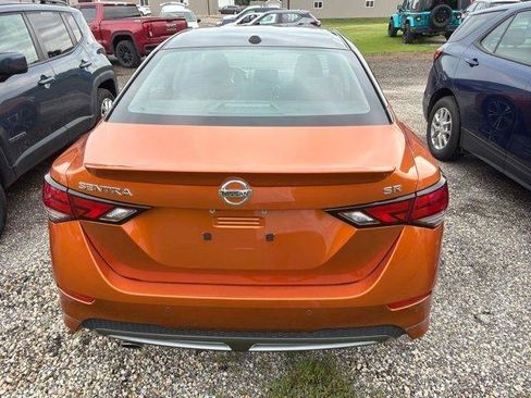 Used 2023 Nissan Sentra SR w/ Trunk Package FWD image 4