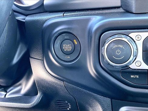 Certified 2022 Jeep Wrangler Sport S image 26