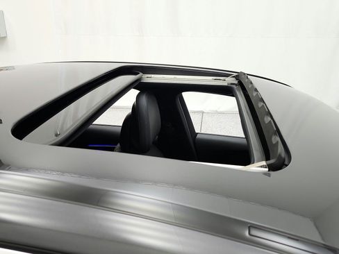 Used 2023 Mercedes-Benz C 300 Sedan image 19