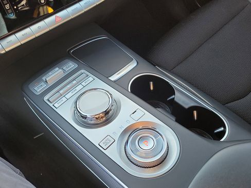 Certified 2023 Genesis GV70 2.5T w/ Sport Prestige Package image 13