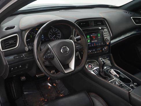 Used 2021 Nissan Maxima SR w/ Sport Mat Group image 21