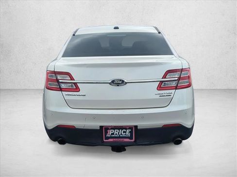 Used 2017 Ford Taurus Limited w/ Driver Assist Package FWD image 7