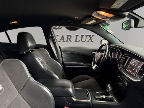 Used 2018 Dodge Charger R/T Scat Pack image 14