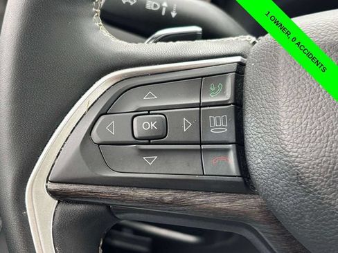 Used 2023 Jeep Grand Cherokee Limited AWD/4WD image 12
