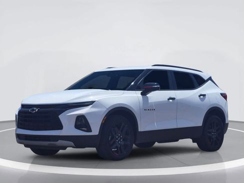 Used 2022 Chevrolet Blazer LT w/ Redline Edition FWD image 2