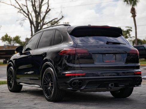 Used 2016 Porsche Cayenne GTS AWD/4WD image 10