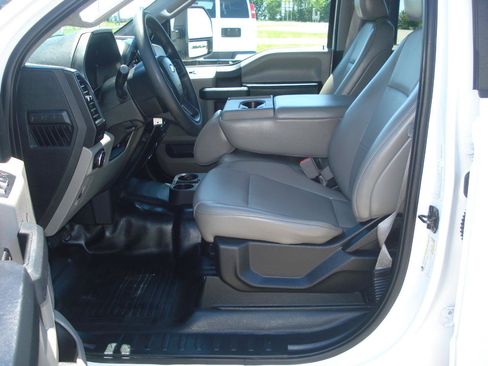 Used 2018 Ford F150 XL w/ Equipment Group 101A Mid AWD/4WD image 20