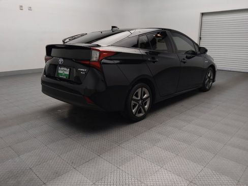 Used 2021 Toyota Prius XLE image 9