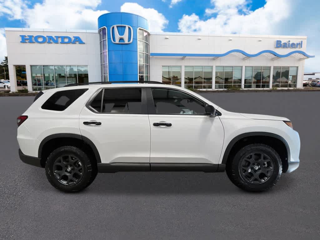 New 2026 Honda Pilot TrailSport image 8