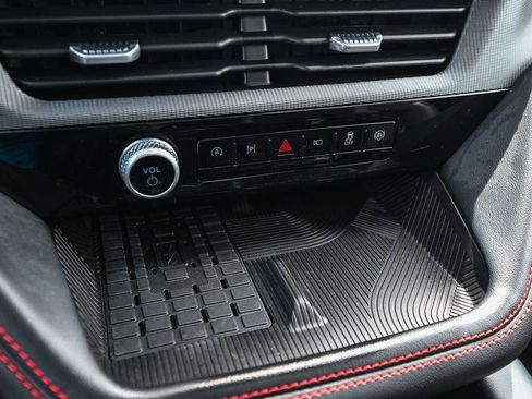 Certified 2025 Ford Explorer ST AWD/4WD image 37