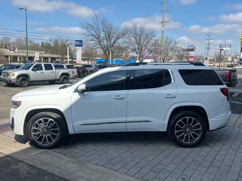 Used 2021 GMC Acadia Denali w/ Denali Ultimate Package image 13