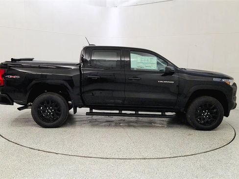 New 2026 Chevrolet Colorado W/T AWD/4WD image 8
