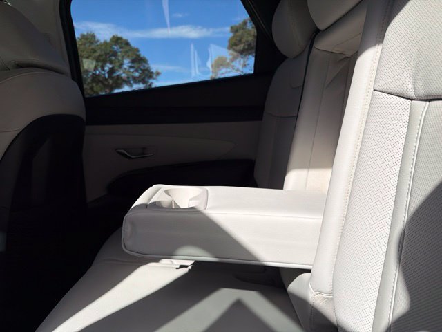 New 2026 Hyundai Tucson Limited FWD image 35