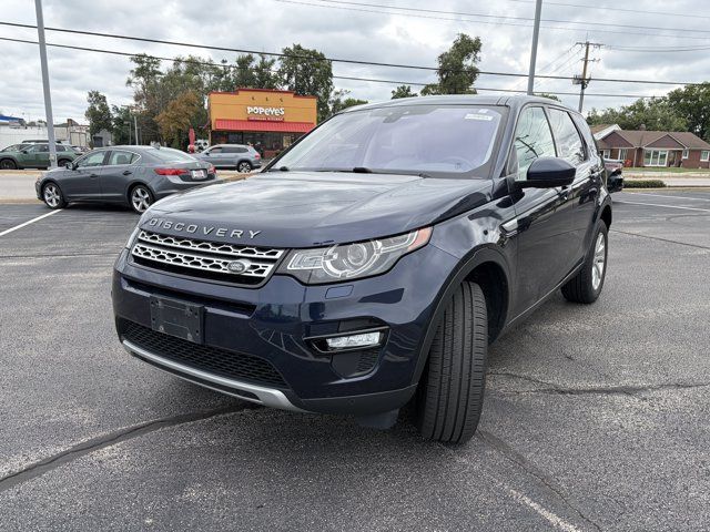 Used 2019 Land Rover Discovery Sport HSE AWD/4WD image 2