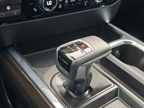 Used 2022 Chevrolet Silverado 1500 RST image 27