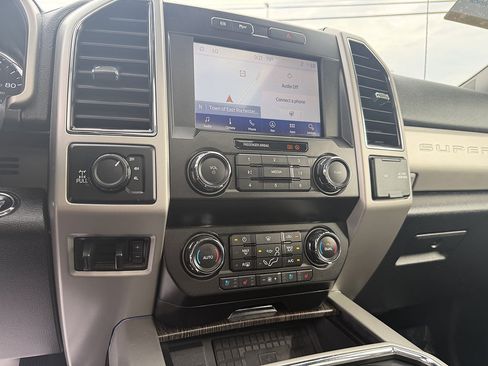 Certified 2021 Ford F250 Lariat AWD/4WD image 15