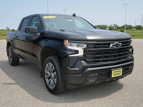 Used 2024 Chevrolet Silverado 1500 RST AWD/4WD image 4