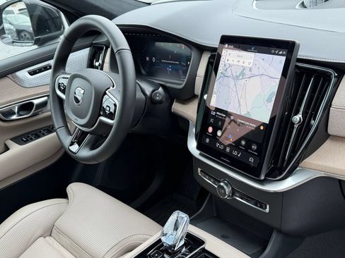 Certified 2026 Volvo XC90 T8 Ultra w/ Lounge Package AWD/4WD image 12